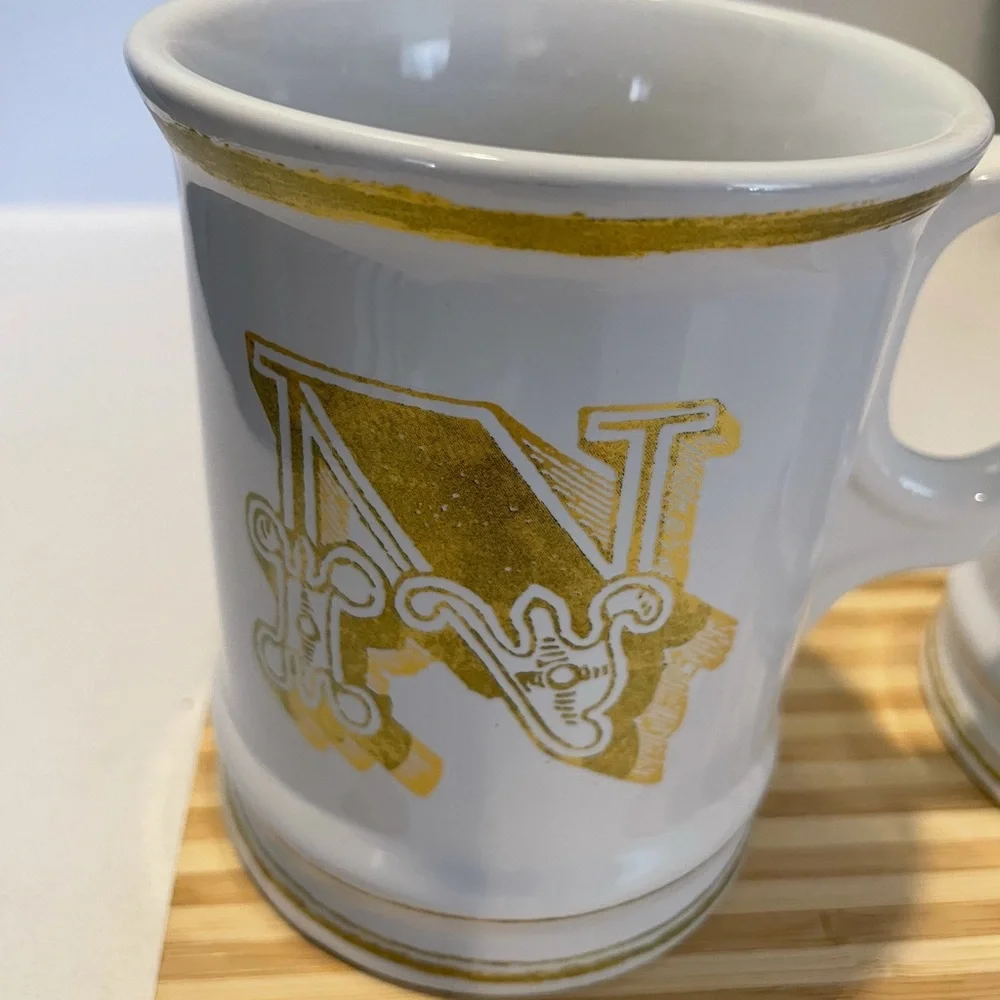 Williams Sonoma Initial (R & N)Ceramic Mugs